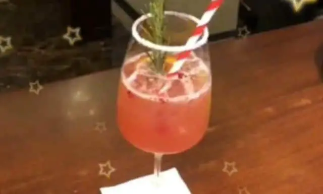Cranberry Kringle Cocktail Recipe