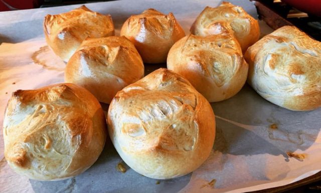 Dinner Rolls For Eat N Park Potato Soup As A Side