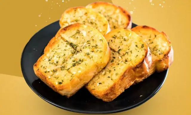 Garlic Bread For Alfredo Montamore As A Side Dish