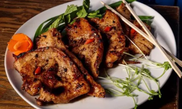 Grilled Chicken For Jalapeno Tree Green Sauce As A Side Dish