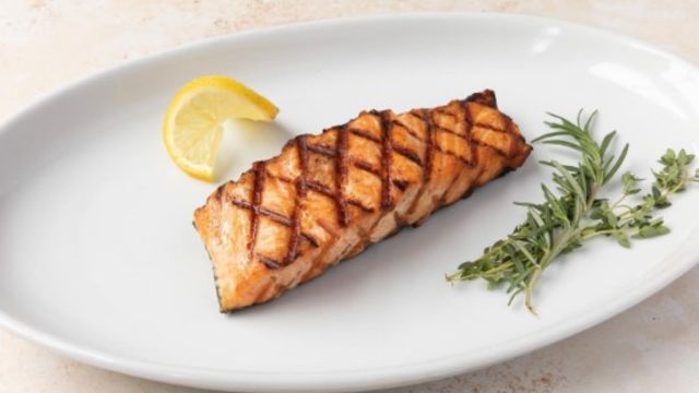 Red Lobster Snowglobe Sangria Recipe Grilled Salmon For Red Lobster Snowglobe Sangria As A Side Dish