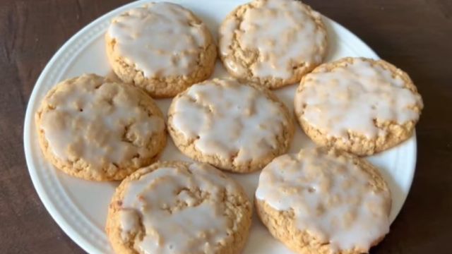 Mother’s Iced Raisin Cookie Recipe Mother’s Iced Raisin Cookie Recipe
